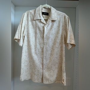 J. Campbell Men’s Button Down short sleeved dress shirt!